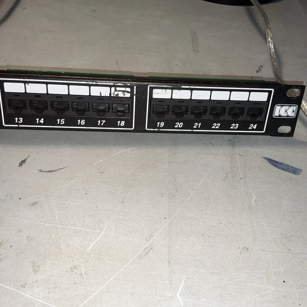 Icc 24 Port Patch Panel Rack‎ Mountable - Picture 2 of 5